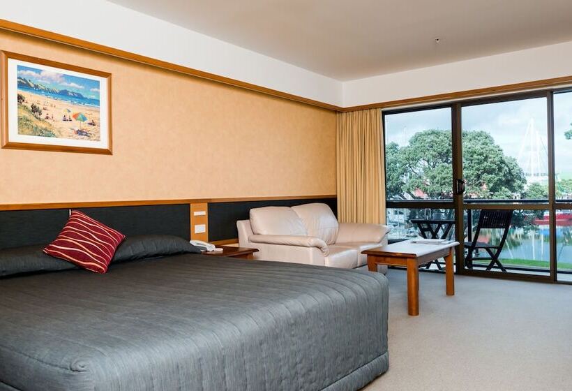اتاق استاندارد با تخت بزرگ, Distinction Whangarei Hotel & Conference Centre