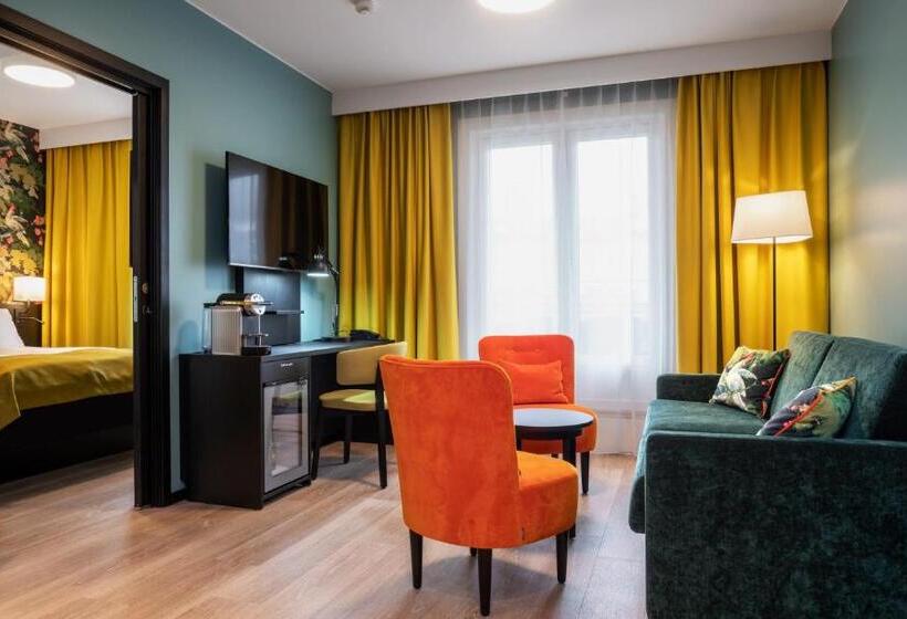 Полулюкс с Балконом, Thon Hotel Bristol, Bergen