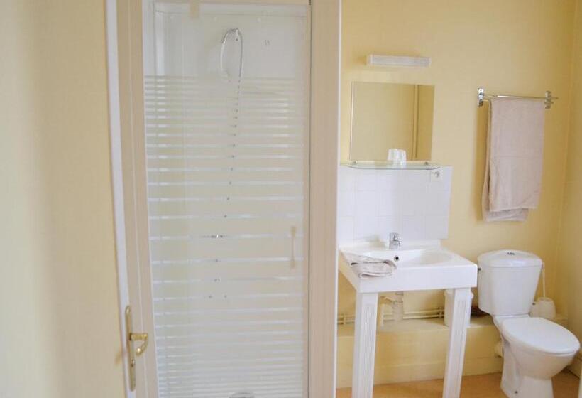 اتاق استاندارد سه نفره, Grand Hotel De La Gare