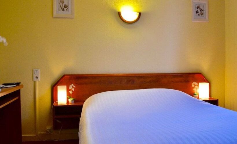 اتاق استاندارد سه نفره, Grand Hotel De La Gare