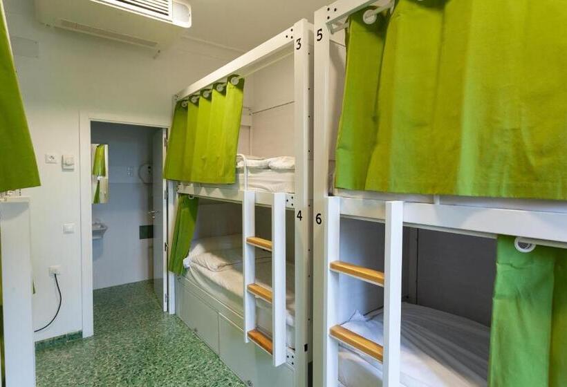 Cama em Quarto Compartilhado, El Albergue De Sigüenza
