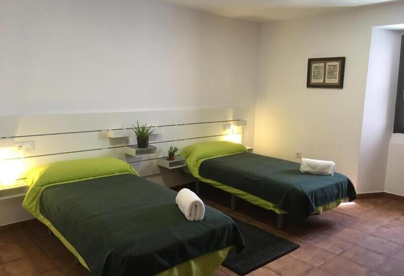 Quarto Estandar Individual para Deficientes Físicos, El Albergue De Sigüenza