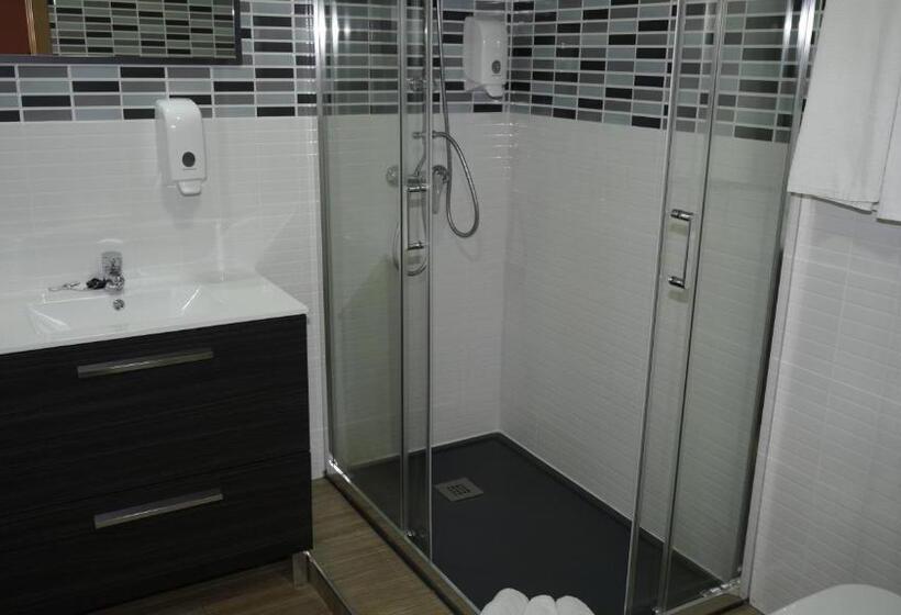 Номер Стандарт, Hostal La Pared