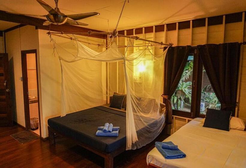 Bangalô Standard, Tha Khao Bay View Bungalow
