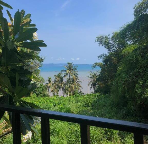 اتاق استاندارد با تخت بزرگ, Sea View Resort