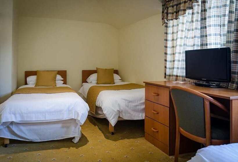 Семейный Номер, Thrums Hotel, Kirriemuir