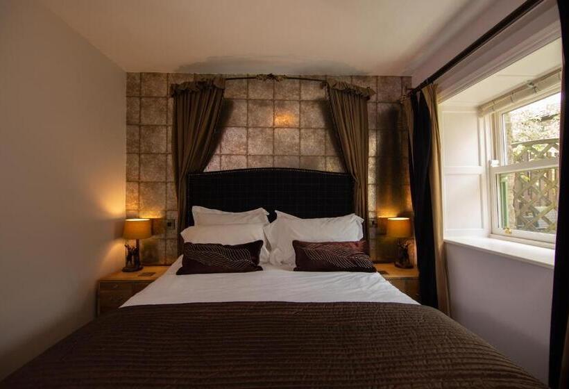 اتاق استاندارد, Timble Inn