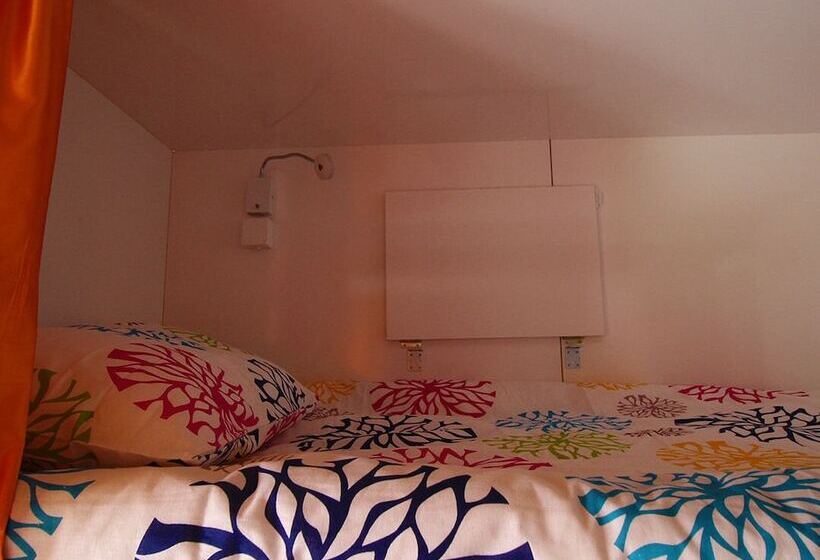 공동 객실, Deeps Hostel Eskişehir
