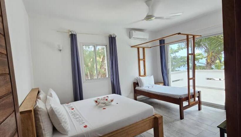 اتاق خانوادگی با چشم‌انداز دریا, Sipano Beach Lodge Kiwengwa