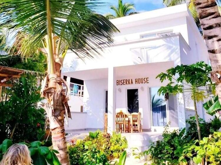 اتاق سوپریور با چشم‌انداز دریا, Sipano Beach Lodge Kiwengwa