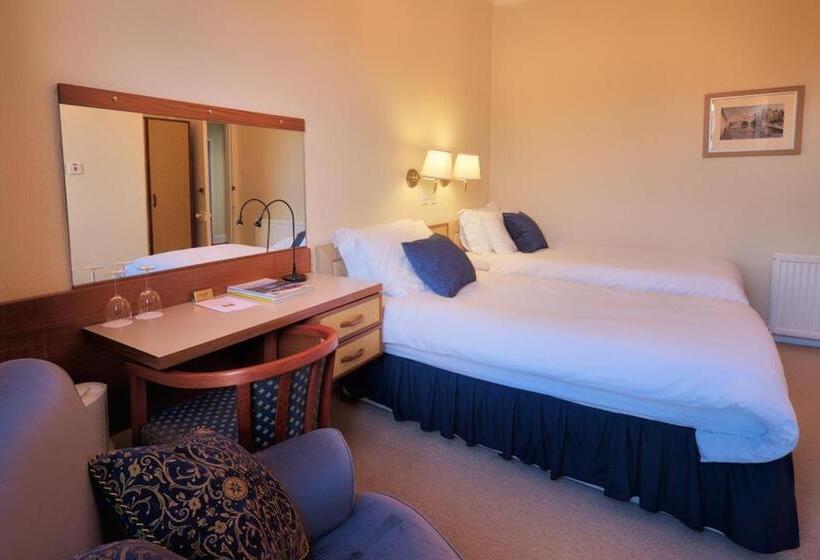 اتاق استاندارد, Cedars Apartment