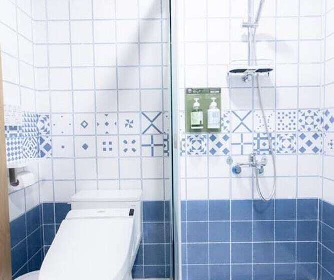 اتاق سوپریور سه تخته, Kiwi Villa