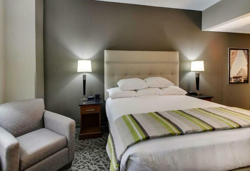 带大床的豪华间, Drury Plaza Hotel Milwaukee Downtown