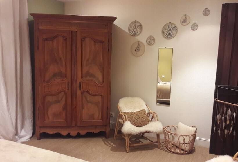 Люкс, Chambre D Hotes Les Rives De La Tronne