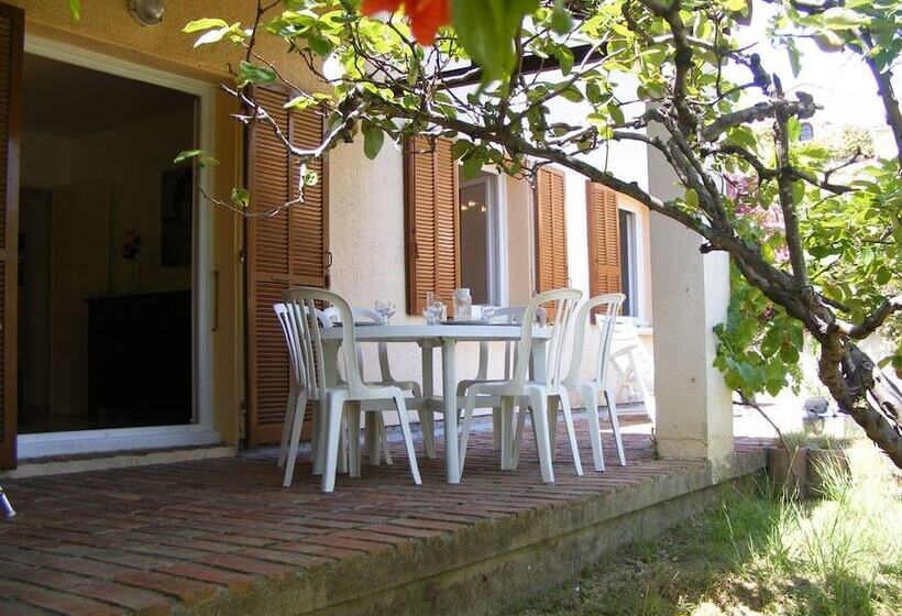 2-Bedroom Classic Apartment, Residence Marie Diane