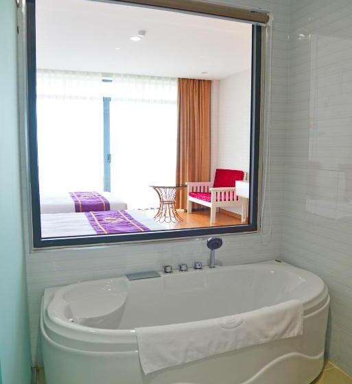 اتاق لوکس سه تخته, Con Khuong Resort Can Tho