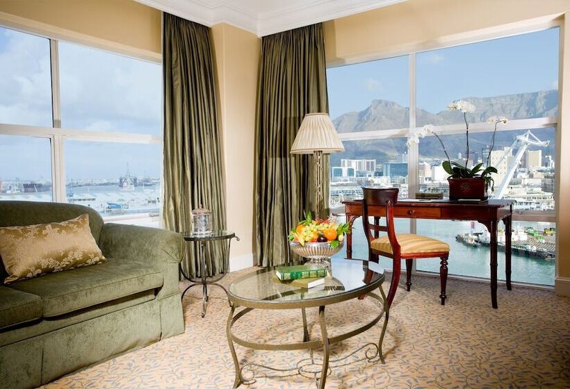 سوییت جونیور, The Table Bay
