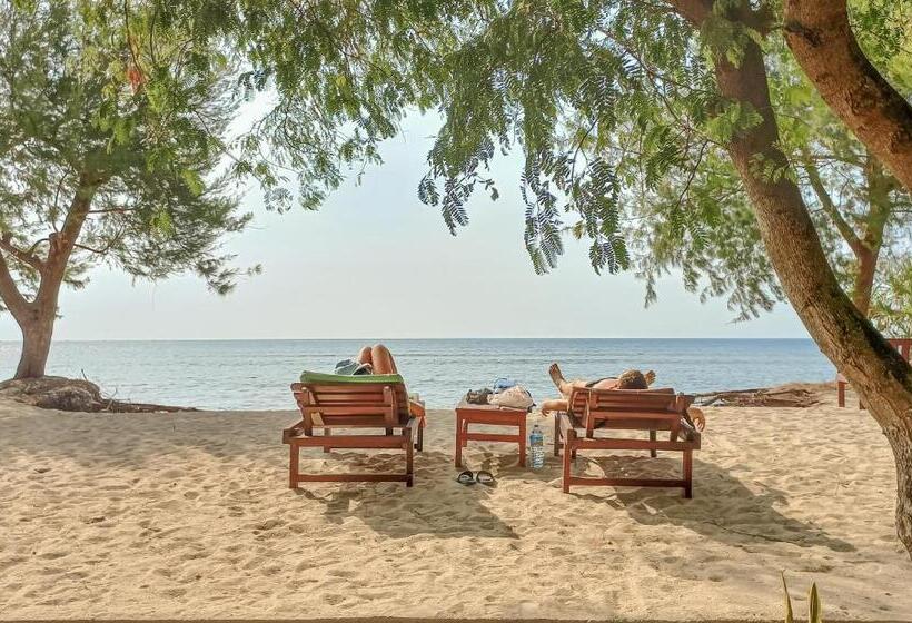 ガーデンビューのスタンダードバンガロー, Nusa Indah Bungalows