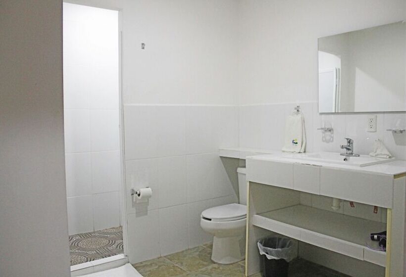 اتاق اکونومی, Bb Inn