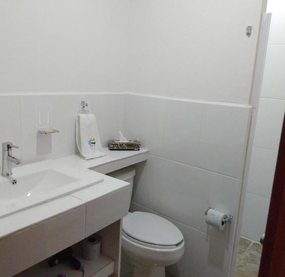 استودیوی استاندارد, Bb Inn