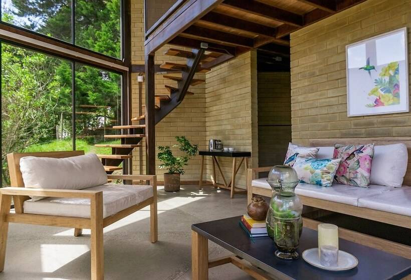 수피리어 방갈로, Cannua Lodge