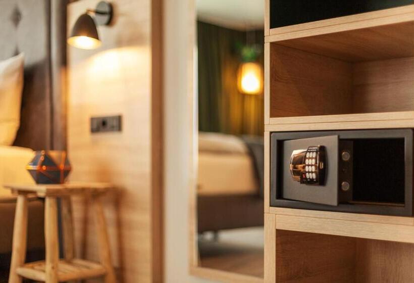 اتاق استاندارد, Holiday Inn   The Niu, Crusoe Bremen Airport, An Ihg