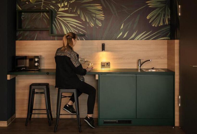 اتاق لوکس, Holiday Inn   The Niu, Crusoe Bremen Airport, An Ihg