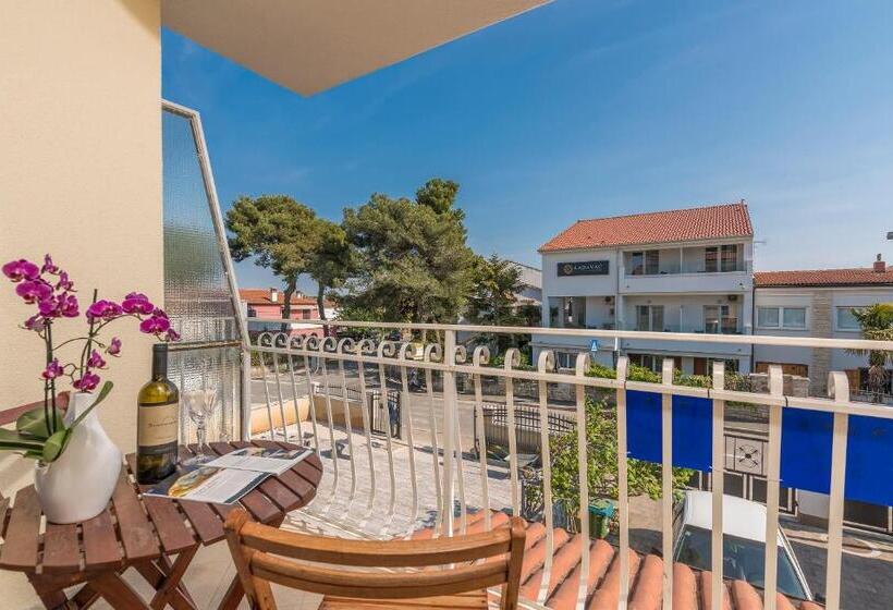 غرفة سوبيريور مزودة بشرفة, Villa Ladavac B&b