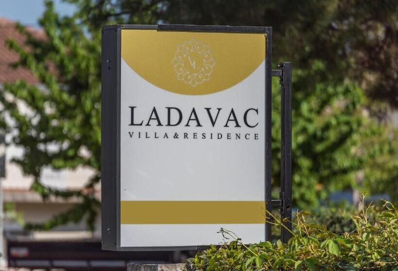 غرفة كمفورت مع بلكونة, Villa Ladavac B&b