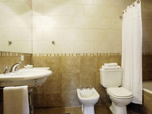 بانگلوی استاندارد, Apart Hotel La Bora