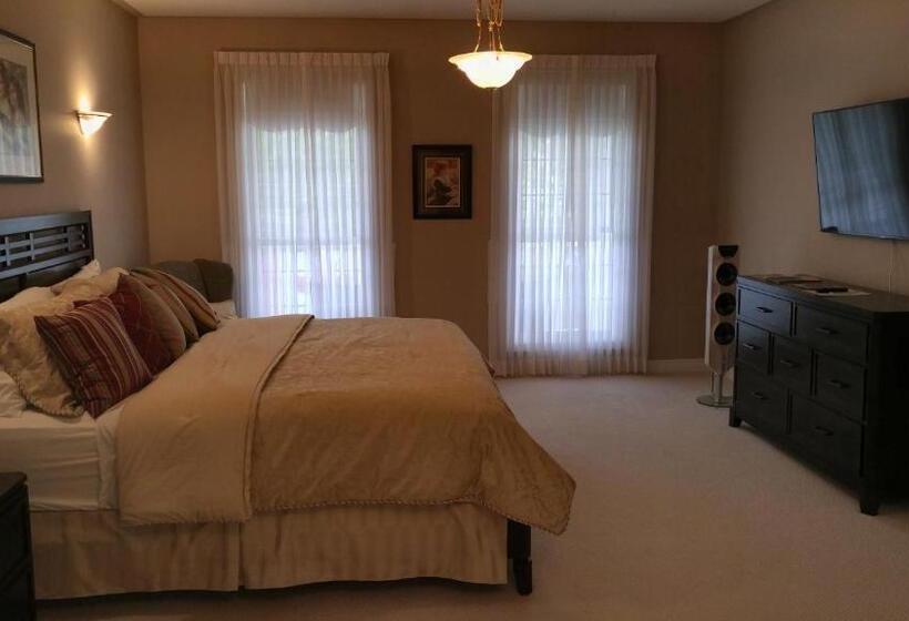 سوییت, The White House Boutique B&b