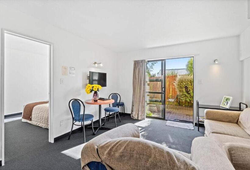 דירת חדר בקומת קרקע, Ascot Vale Motor Lodge
