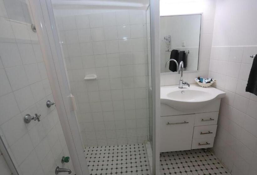 اتاق استاندارد, Sleepy Hill Motor Inn