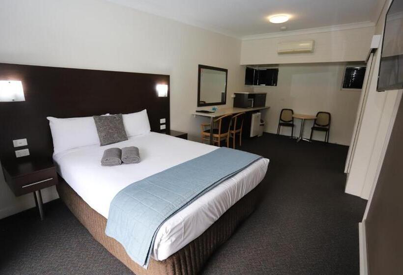 سوئیت 2 خوابه, Sleepy Hill Motor Inn