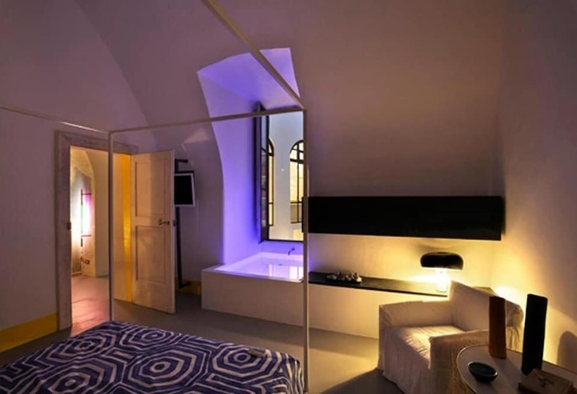 سوییت جونیور, Capri Suite