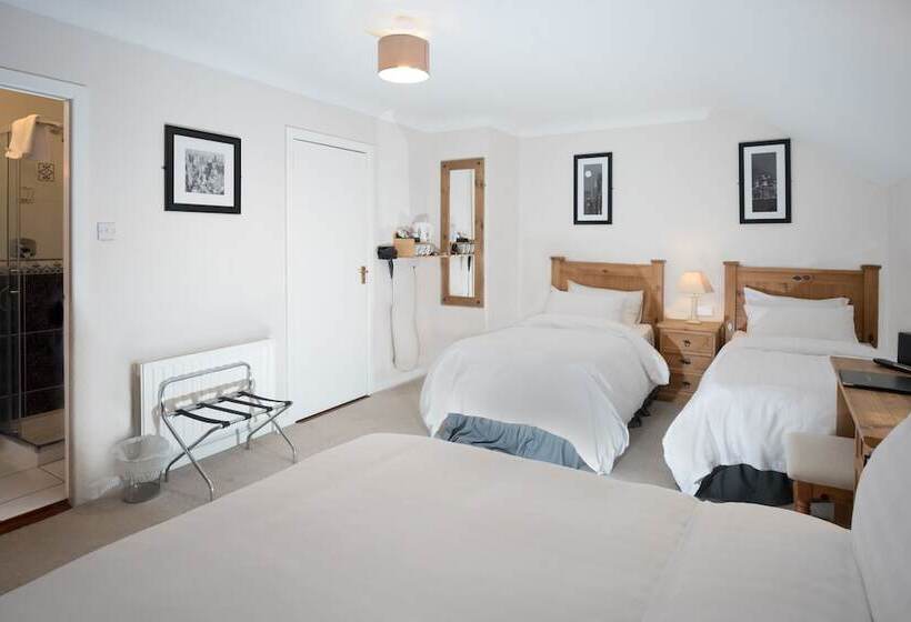 Семейный Номер, Woodside Lodge Accomodation