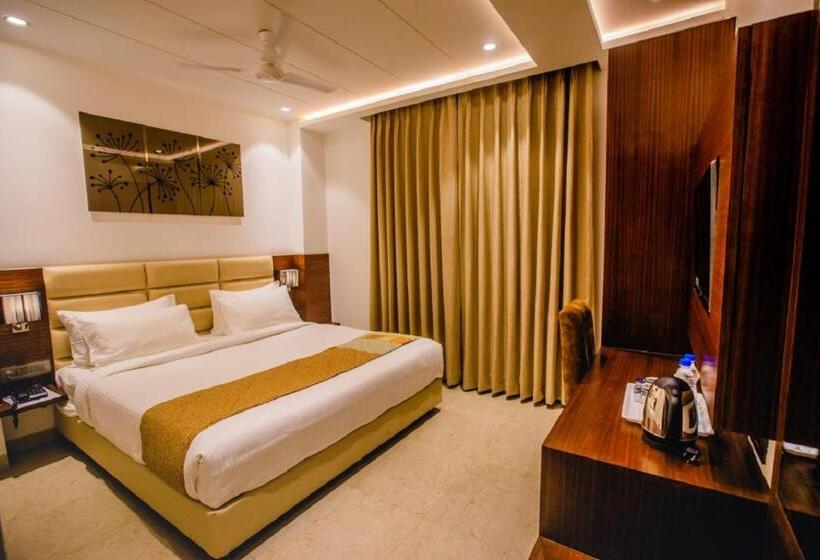 Номер Deluxe, Ten Square, India