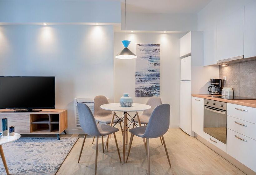 2 Bedroom Apartment, Athens Morum City Apartments