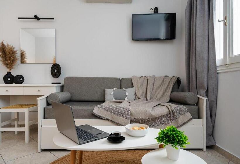 استودیو استاندارد با تخت کینگ, Erato Inn Naxos