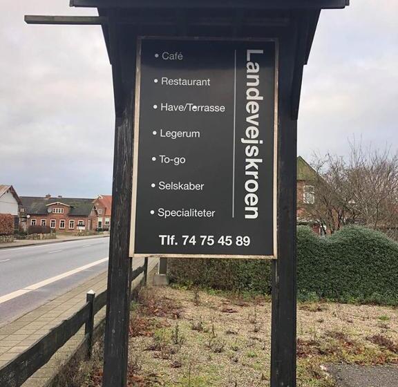 Четырехместный Номер Стандарт, Døstrup Landevejskro & Motel