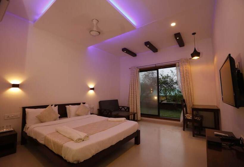 Номер Deluxe, La Serene Resort And Spa