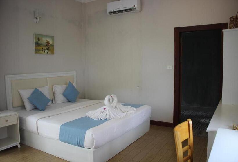 高级大房间, Scarlet Sails Resort
