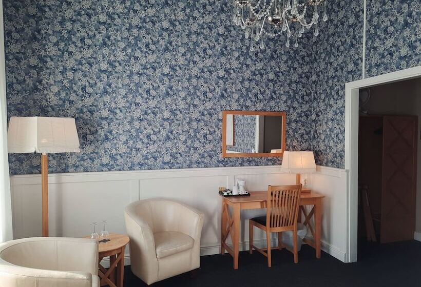 수피리어 룸, First Hotel Statt