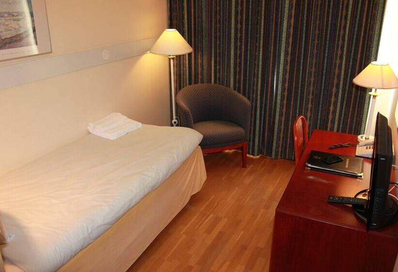 이코노미 싱글 룸, First Hotel Statt