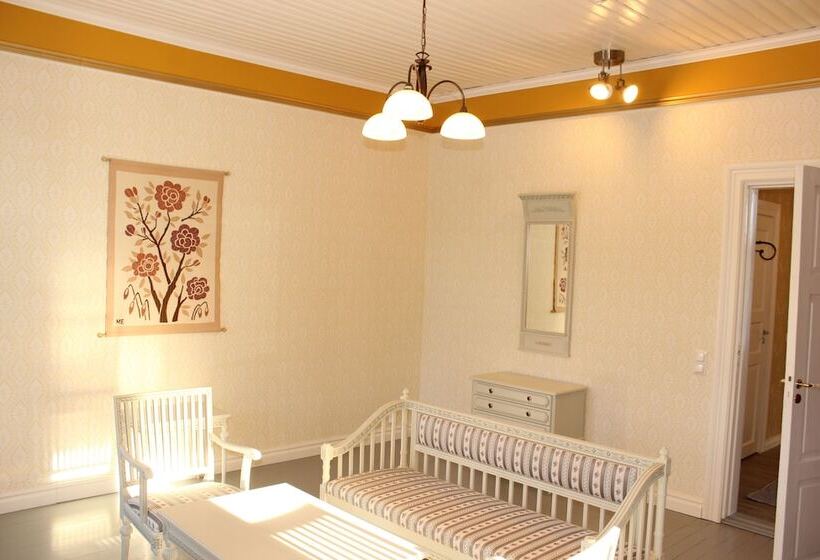 Вилла 1 Спальня, B&b Taipaleenniemi