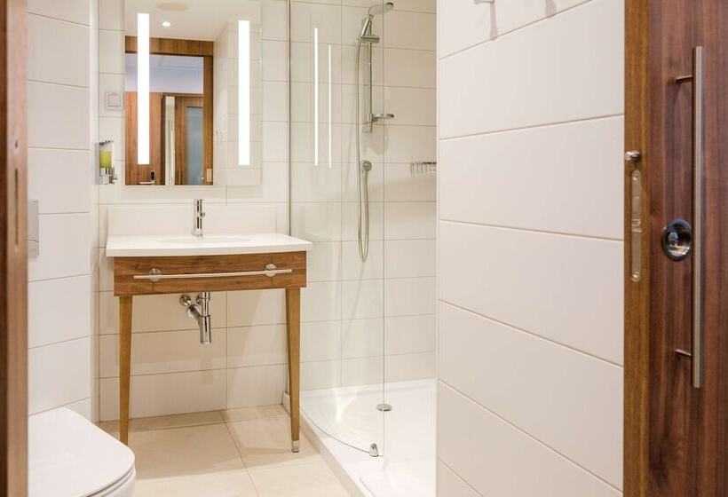 Номер Стандарт, Hampton By Hilton Kalisz