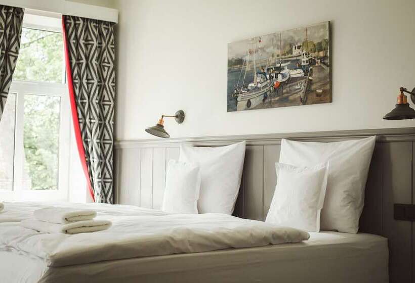 سوییت, Art Hotel Roma