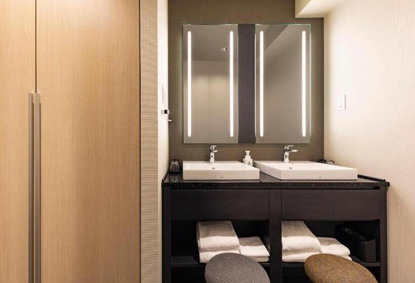 Standard Quadruple Room, Hankyu Respire Osaka