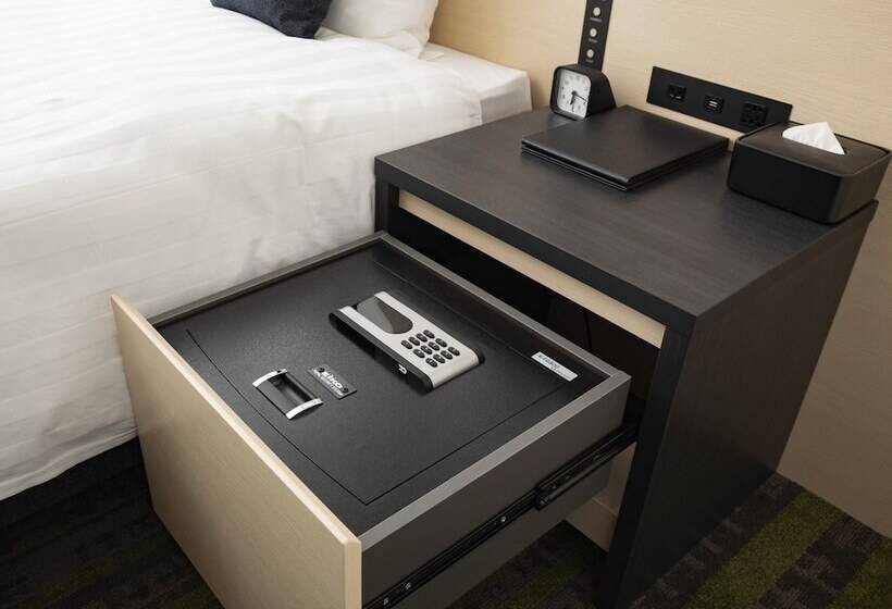 اتاق استاندارد چهار تخته, Hankyu Respire Osaka