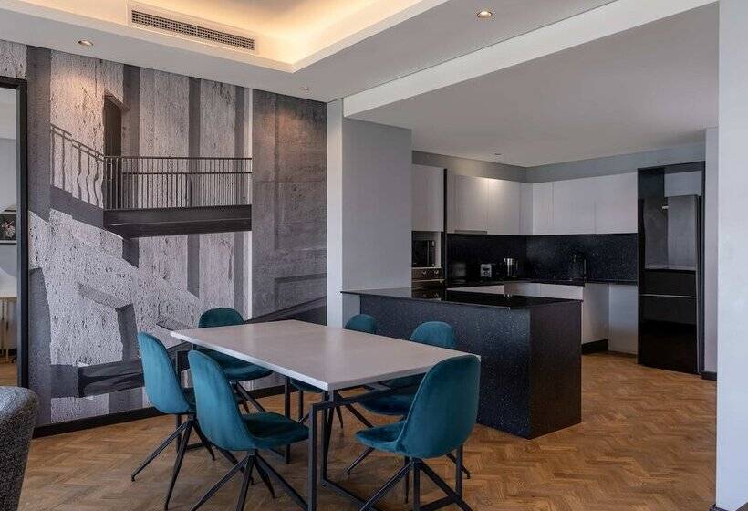 آپارتمان لوکس 2 خوابه, The Onyx Apartment Hotel By Newmark